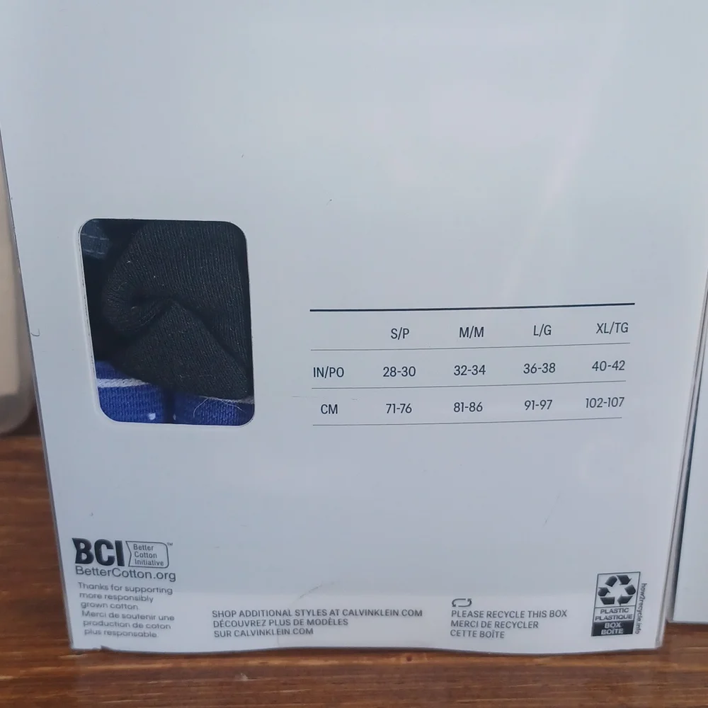 Calvin klein 4 pack  Brief/Slip Men's Classic Fit - Picture 3 of 6